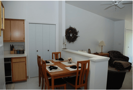 Kitchen and dining bar