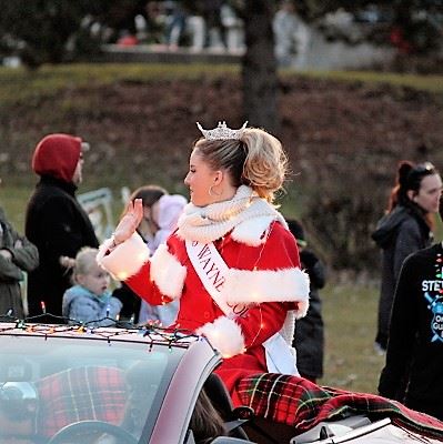 Miss Wayne County in a Convertible